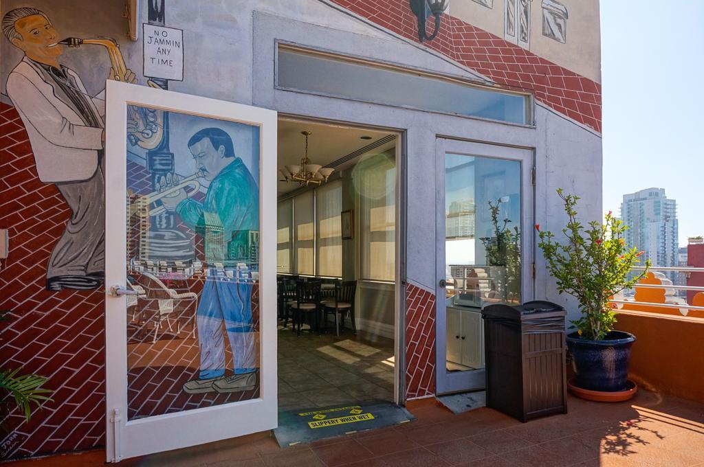 Gaslamp Plaza Suites San Diego Exterior foto